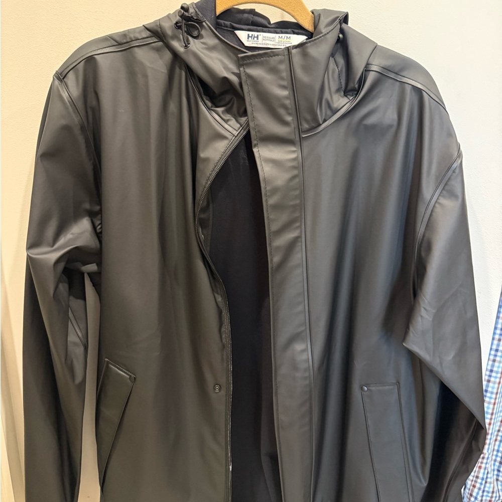 Helly Hansen Men's Black Raincoat